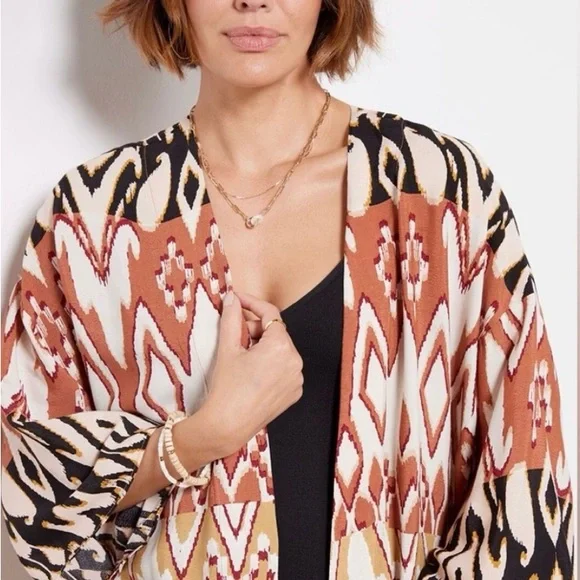 Evereve Mila Long Kimono Duster with Tribal Print Size S/M - Picture 2 of 9